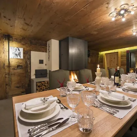 Gastehaus Futerova *